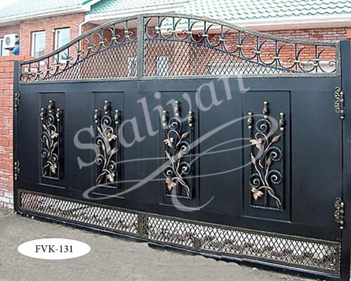 Ворота с элементами ковки FVK-131 - фото 1