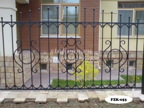Забор с элементами ковки FZK-053 - фото 1