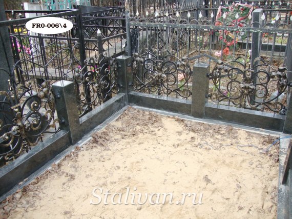 Могильная ограда с ковкой FRO-006 - фото 5