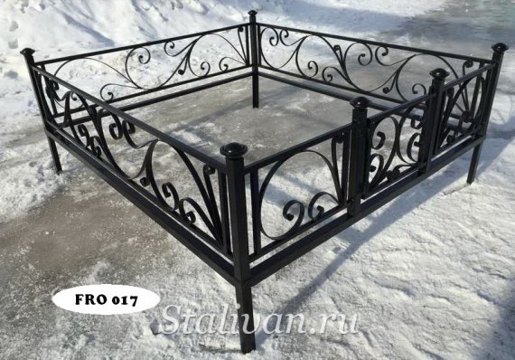 Ритуальная ограда с ковкой FRO-017 - фото 1