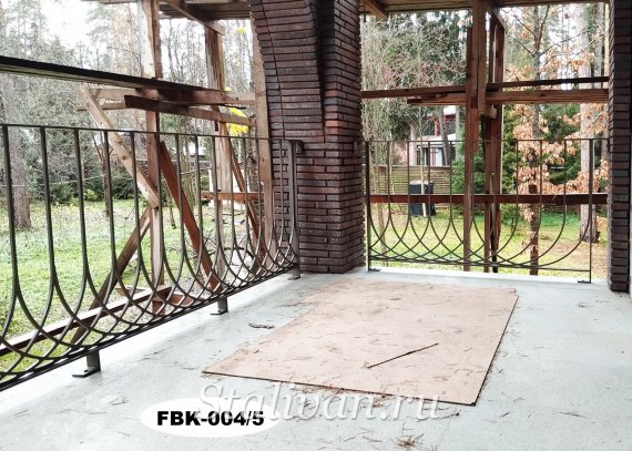 Кованое балконное ограждение FBK-004 - фото 5