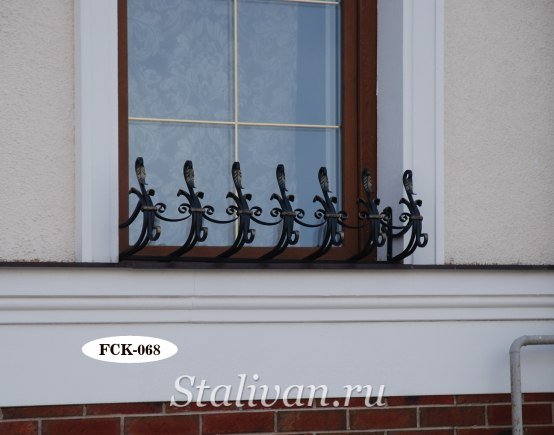 Кованая цветочница FCK-068 - фото 1