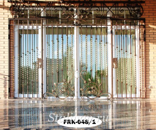 Кованая решетка FRK-048 - фото 1