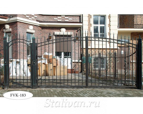 Ворота с художественной ковкой FVK-183 - фото 1