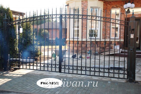 Ворота с художественной ковкой FVK-183 - фото 2