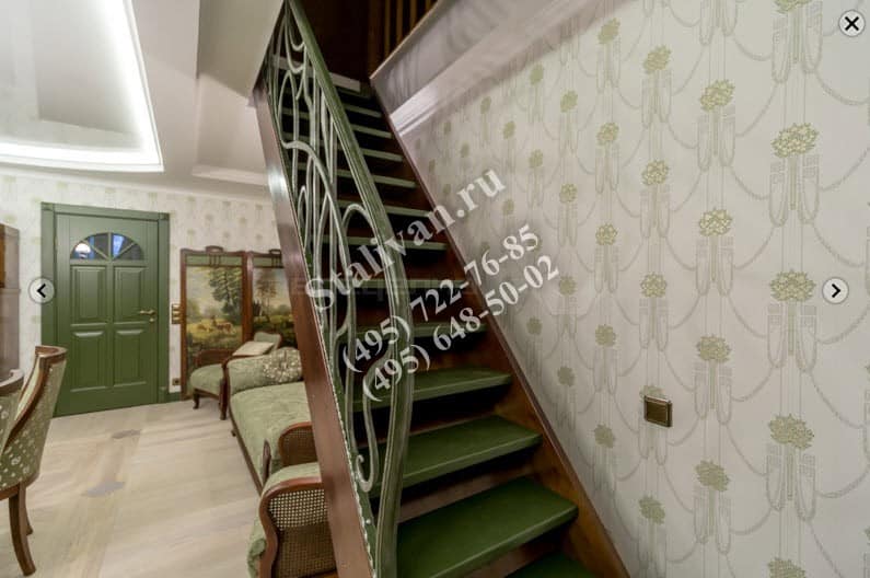 Кованая лестница в проекте Дачный ответ